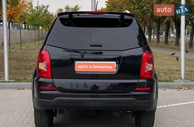 Позашляховик / Кросовер SsangYong Rexton 2012 в 
