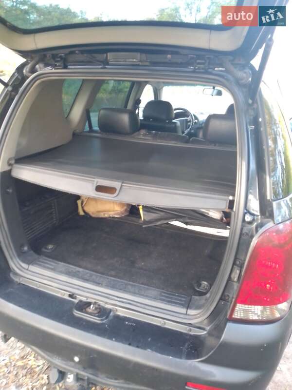 Внедорожник / Кроссовер SsangYong Rexton 2006 в Днепре