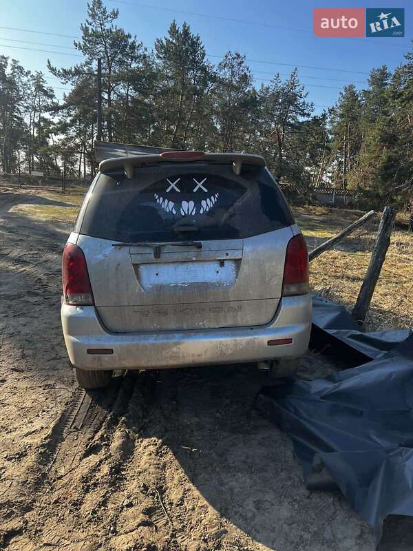 Внедорожник / Кроссовер SsangYong Rexton 2005 в 