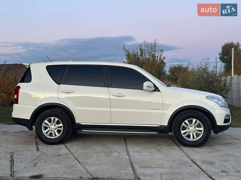 Внедорожник / Кроссовер SsangYong Rexton 2012 в Черкассах