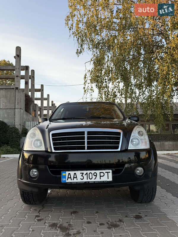 Внедорожник / Кроссовер SsangYong Rexton 2008 в Киеве