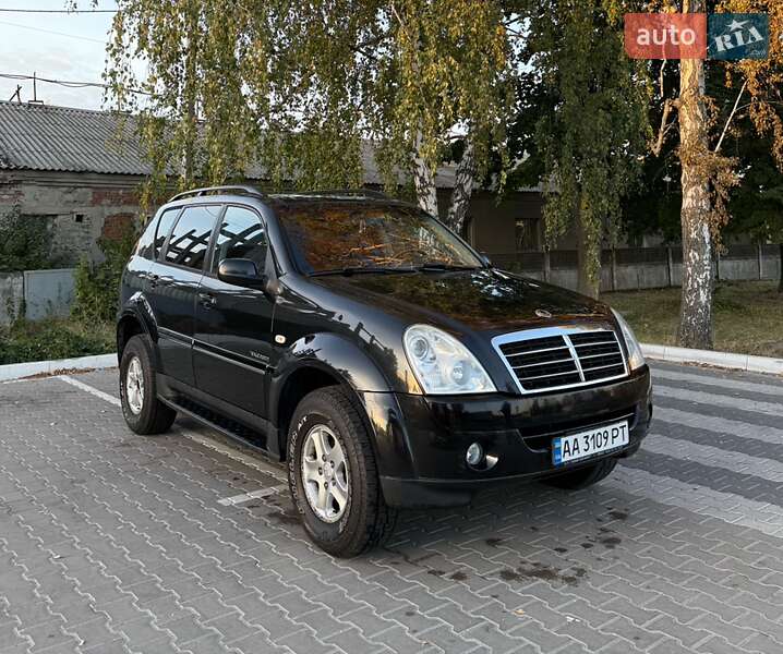 Внедорожник / Кроссовер SsangYong Rexton 2008 в Киеве