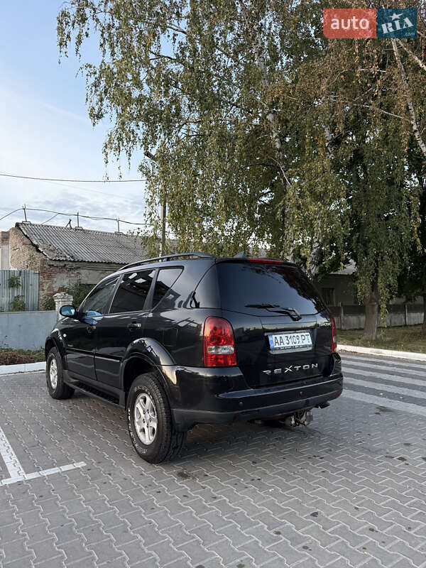 Внедорожник / Кроссовер SsangYong Rexton 2008 в Киеве