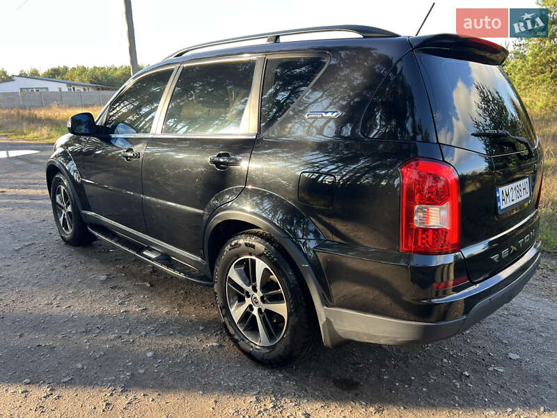 Внедорожник / Кроссовер SsangYong Rexton 2016 в Житомире фото 3 Внедорожник / Кроссовер SsangYong Rexton 2016 в Житомире