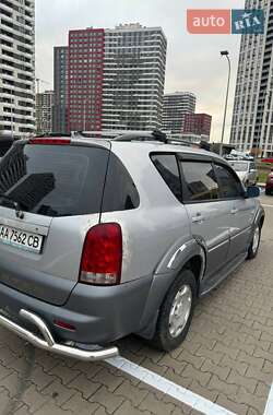 Внедорожник / Кроссовер SsangYong Rexton 2006 в  фото 5 Внедорожник / Кроссовер SsangYong Rexton 2006 в