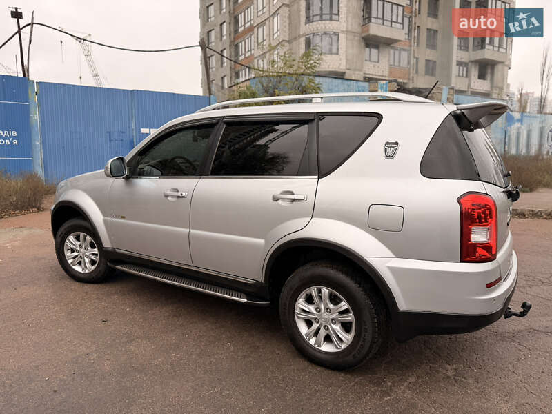 Внедорожник / Кроссовер SsangYong Rexton 2013 в Киеве