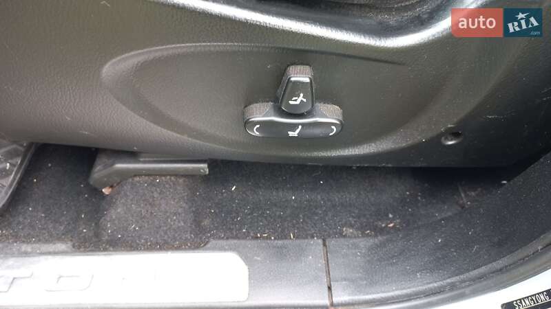 Позашляховик / Кросовер SsangYong Rexton 2008 в Нововолинську фото 16 Позашляховик / Кросовер SsangYong Rexton 2008 в Нововолинську