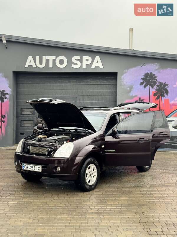 Позашляховик / Кросовер SsangYong Rexton 2008 в Звенигородці