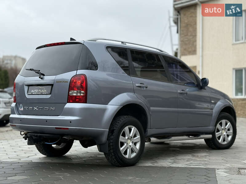 Внедорожник / Кроссовер SsangYong Rexton 2011 в Одессе