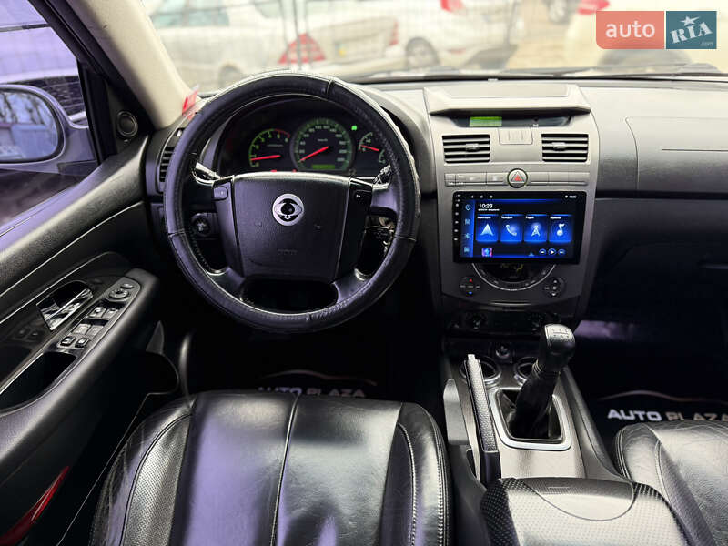 Внедорожник / Кроссовер SsangYong Rexton 2011 в Одессе