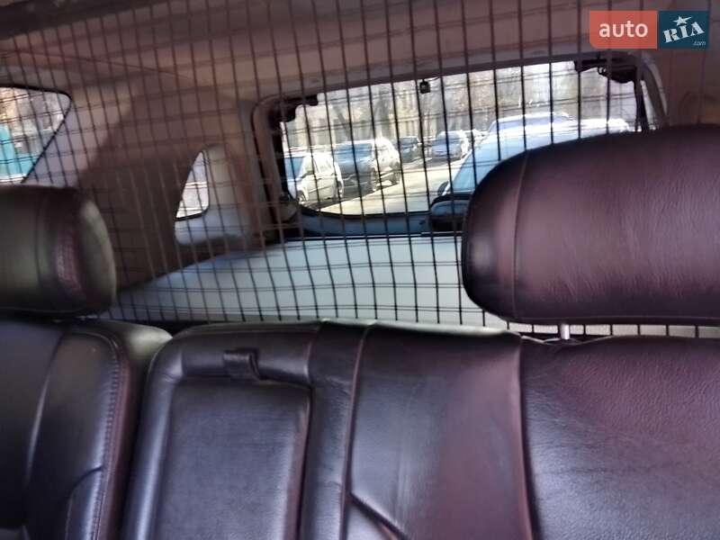 Внедорожник / Кроссовер SsangYong Rexton 2012 в Киеве