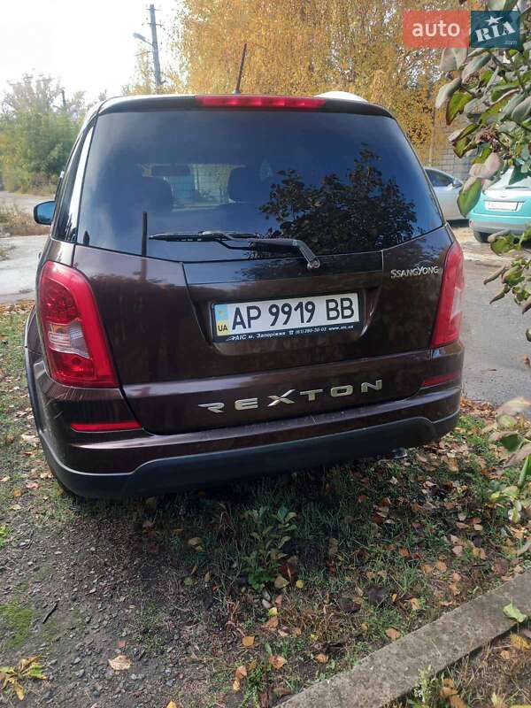 Внедорожник / Кроссовер SsangYong Rexton 2013 в Запорожье фото 3 Внедорожник / Кроссовер SsangYong Rexton 2013 в Запорожье