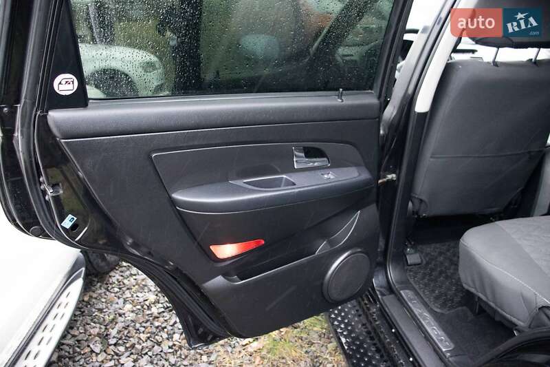 Внедорожник / Кроссовер SsangYong Rexton 2011 в Вараше фото 12 Внедорожник / Кроссовер SsangYong Rexton 2011 в Вараше