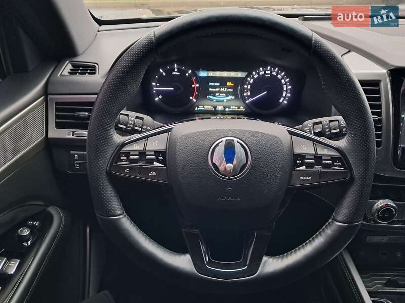 Внедорожник / Кроссовер SsangYong Rexton 2019 в Черкассах