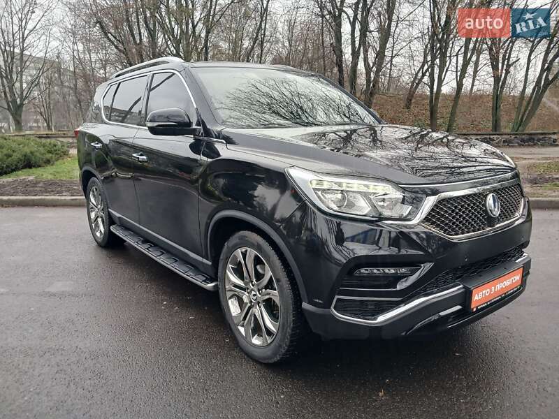 Внедорожник / Кроссовер SsangYong Rexton 2019 в Черкассах