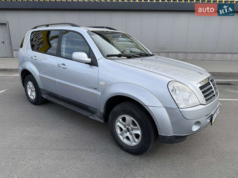 Внедорожник / Кроссовер SsangYong Rexton 2008 в Киеве фото 4 Внедорожник / Кроссовер SsangYong Rexton 2008 в Киеве