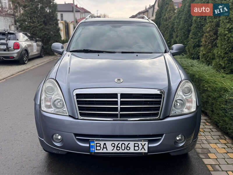 Внедорожник / Кроссовер SsangYong Rexton 2011 в Одессе