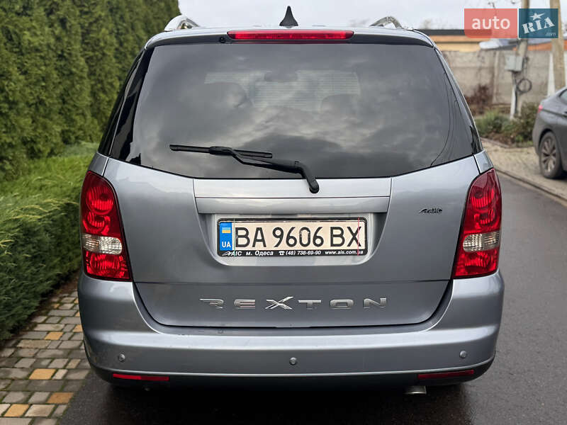 Внедорожник / Кроссовер SsangYong Rexton 2011 в Одессе