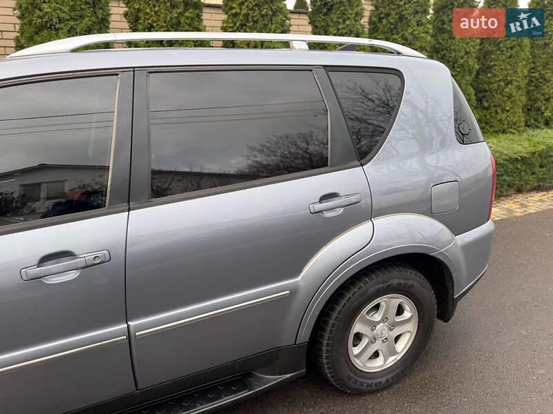 Внедорожник / Кроссовер SsangYong Rexton 2011 в Одессе