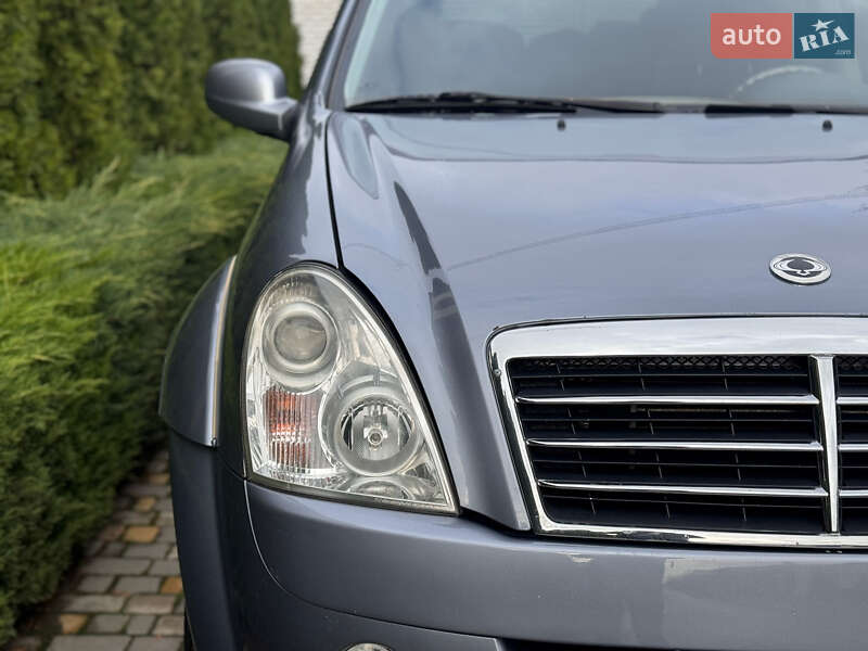 Внедорожник / Кроссовер SsangYong Rexton 2011 в Одессе