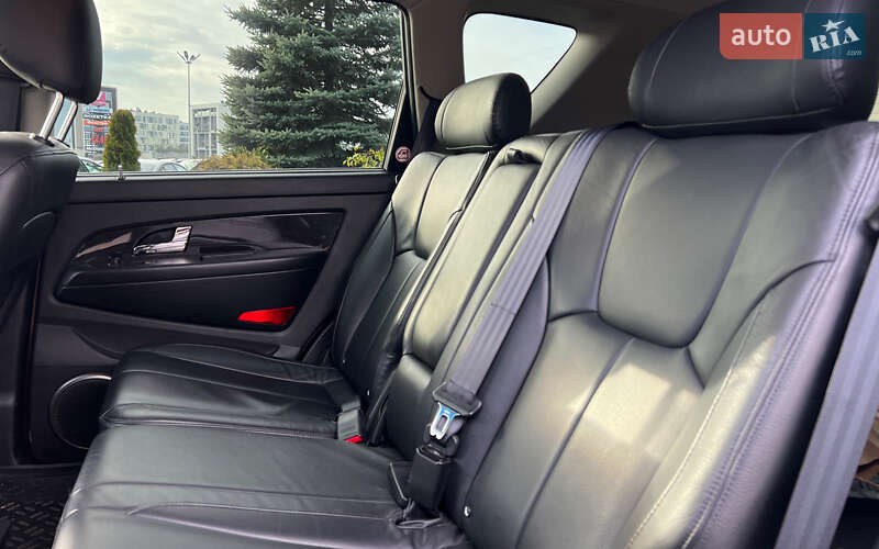 Внедорожник / Кроссовер SsangYong Rexton 2015 в Львове