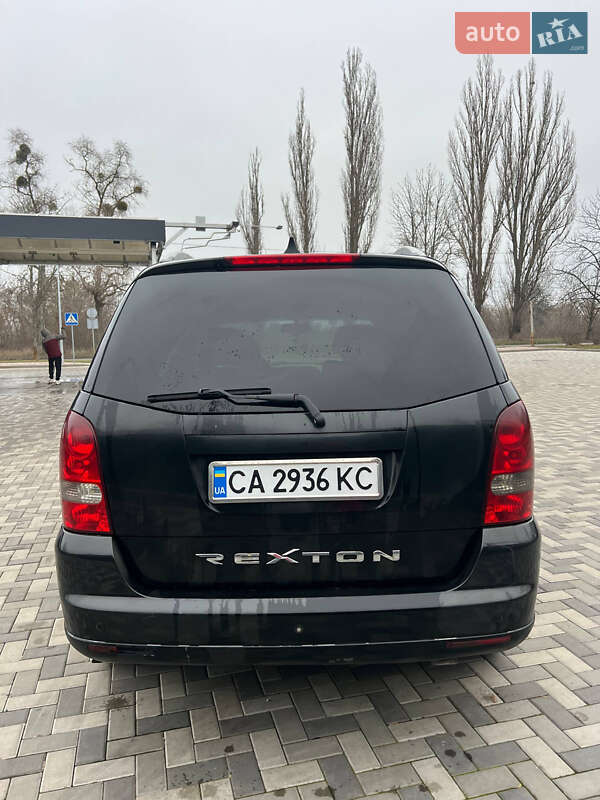 Внедорожник / Кроссовер SsangYong Rexton 2009 в Каневе