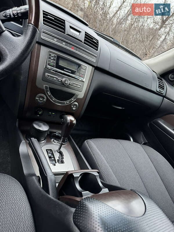 Внедорожник / Кроссовер SsangYong Rexton 2012 в Киеве