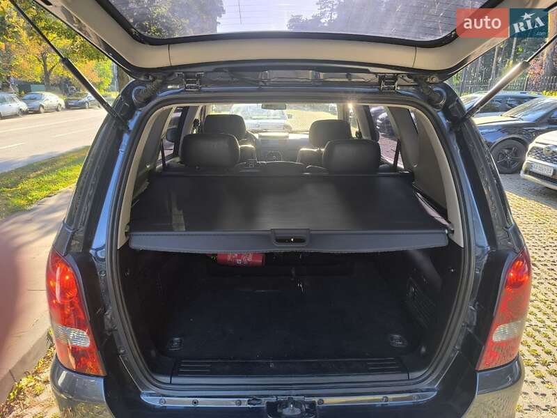 Внедорожник / Кроссовер SsangYong Rexton 2006 в Киеве