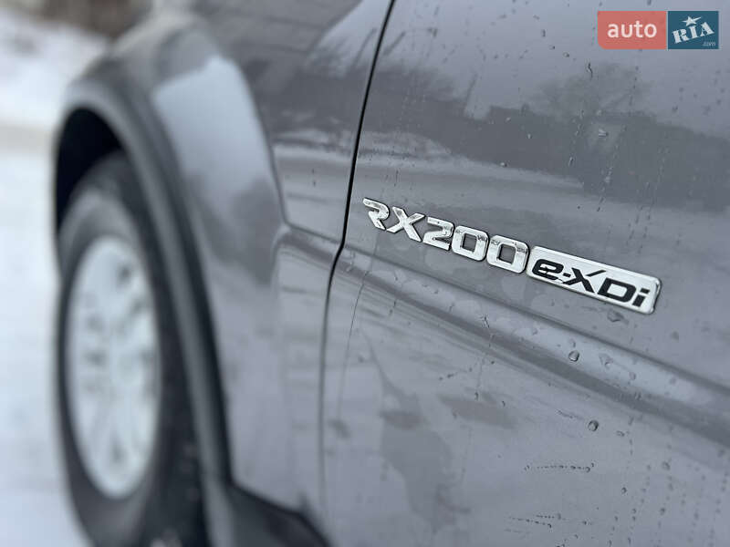 Внедорожник / Кроссовер SsangYong Rexton 2014 в Киеве