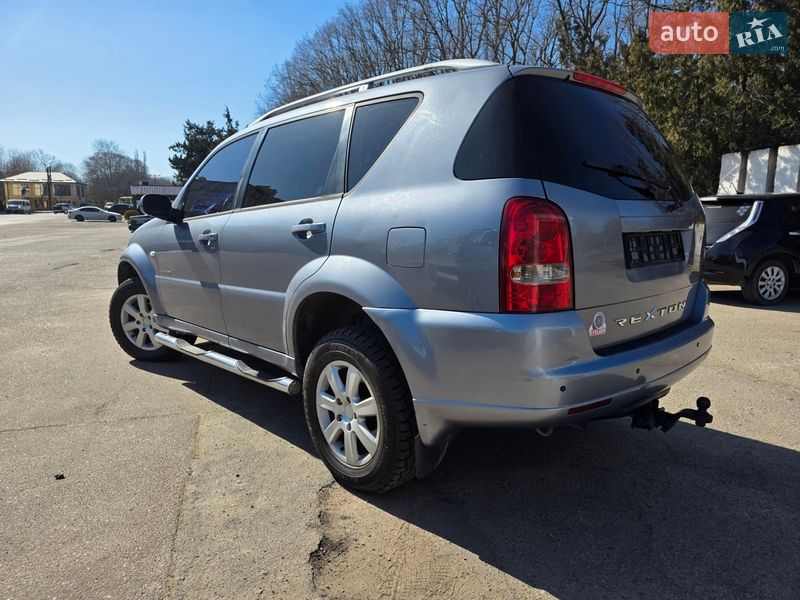 Внедорожник / Кроссовер SsangYong Rexton 2011 в Одессе