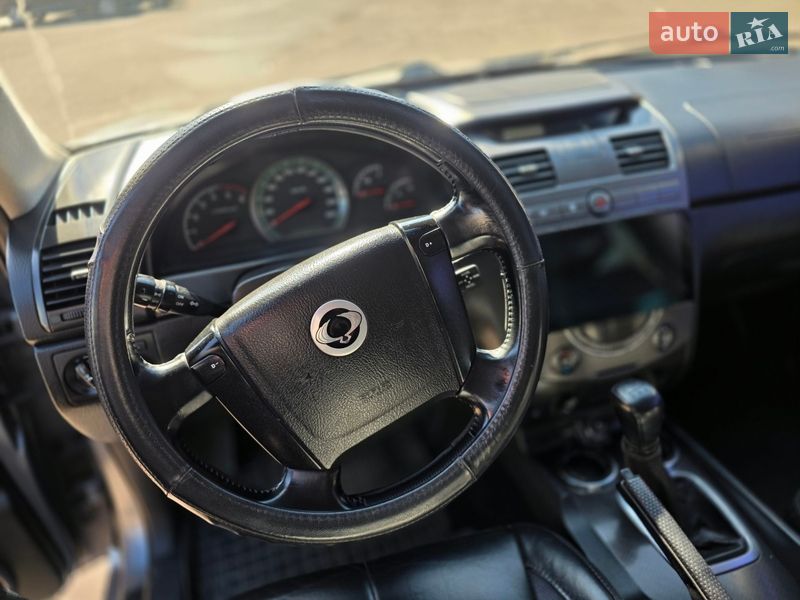 Внедорожник / Кроссовер SsangYong Rexton 2011 в Одессе