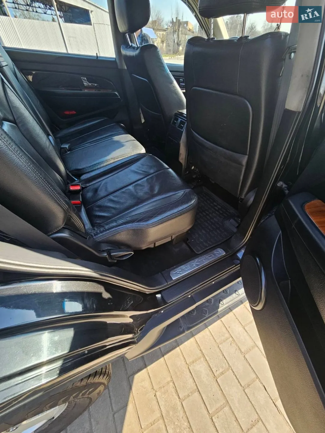 2010 SsangYong Rexton - мініатюра 8