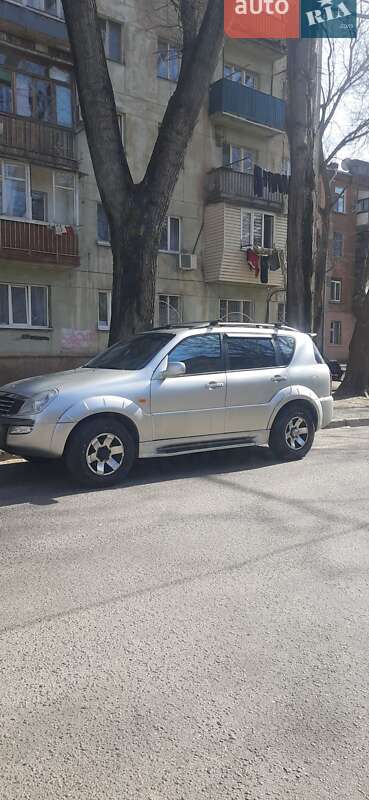SsangYong Rexton 2003