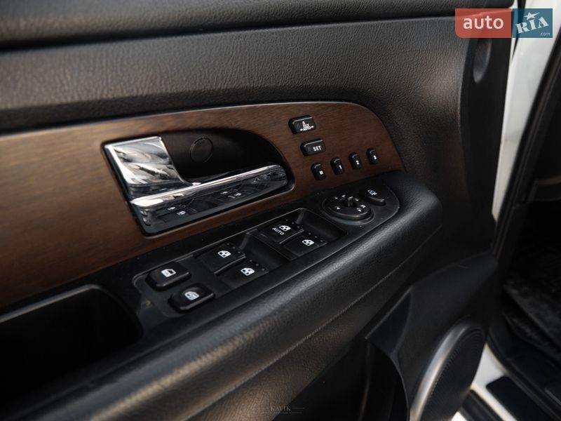 Внедорожник / Кроссовер SsangYong Rexton 2013 в Львове