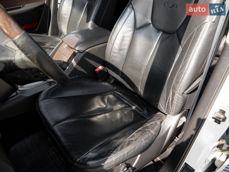 Внедорожник / Кроссовер SsangYong Rexton 2013 в Львове