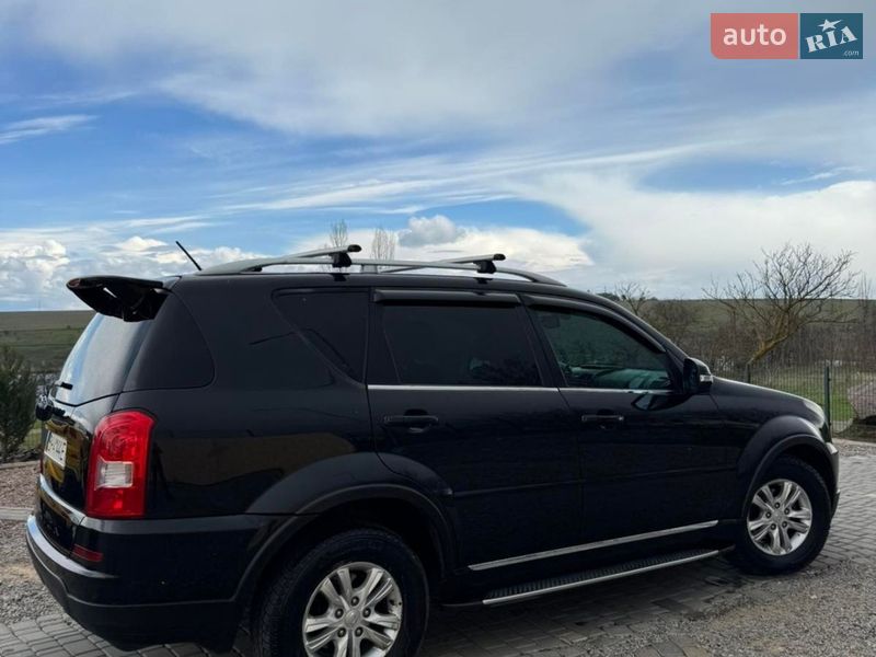 Внедорожник / Кроссовер SsangYong Rexton 2012 в Южном