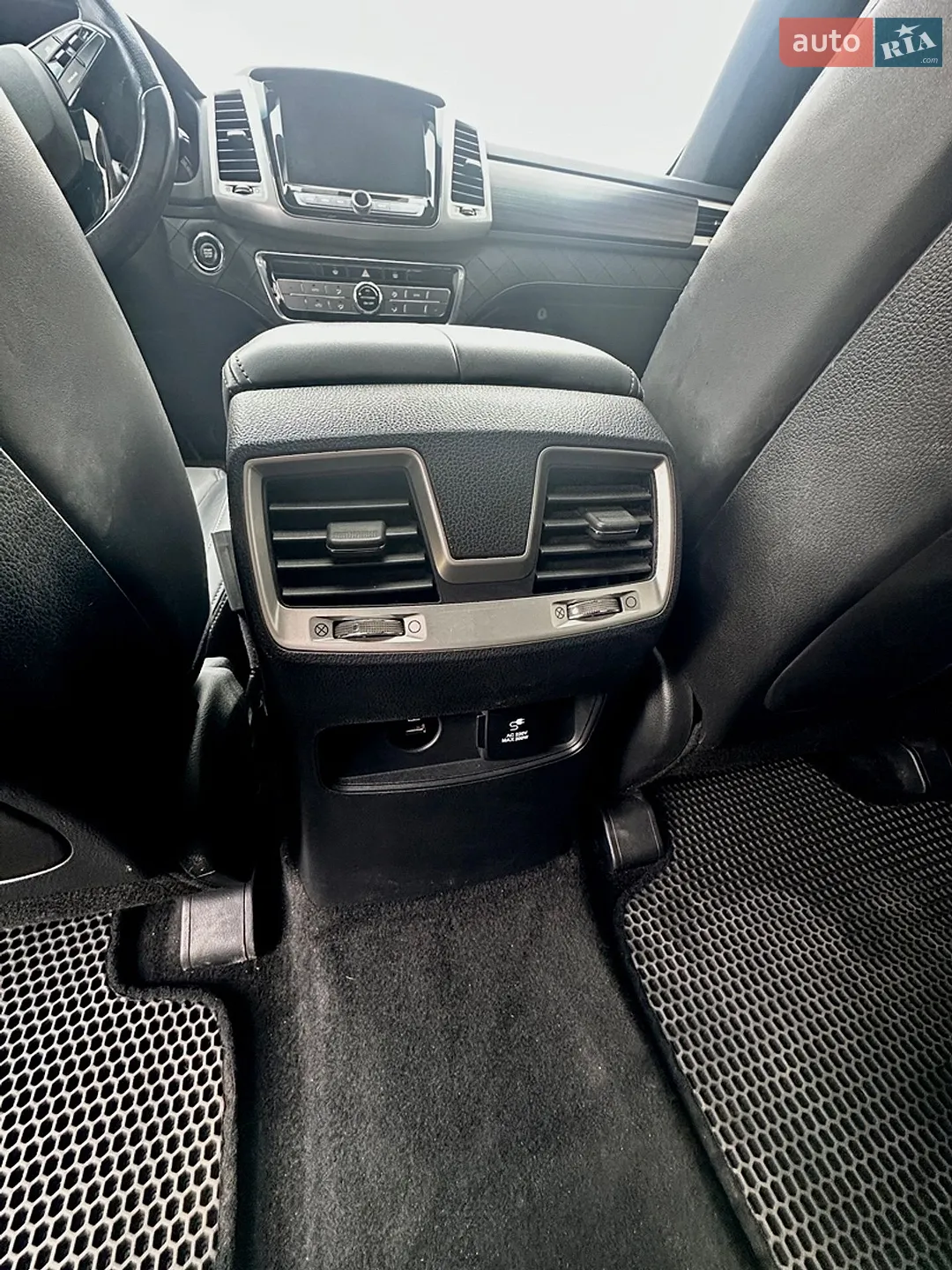 2017 SsangYong Rexton - мініатюра 29