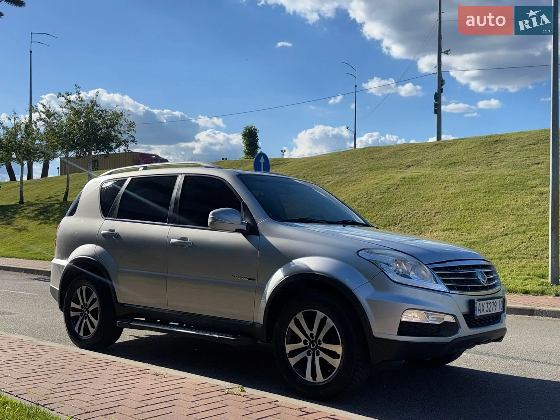 2014 SsangYong Rexton - мініатюра 8