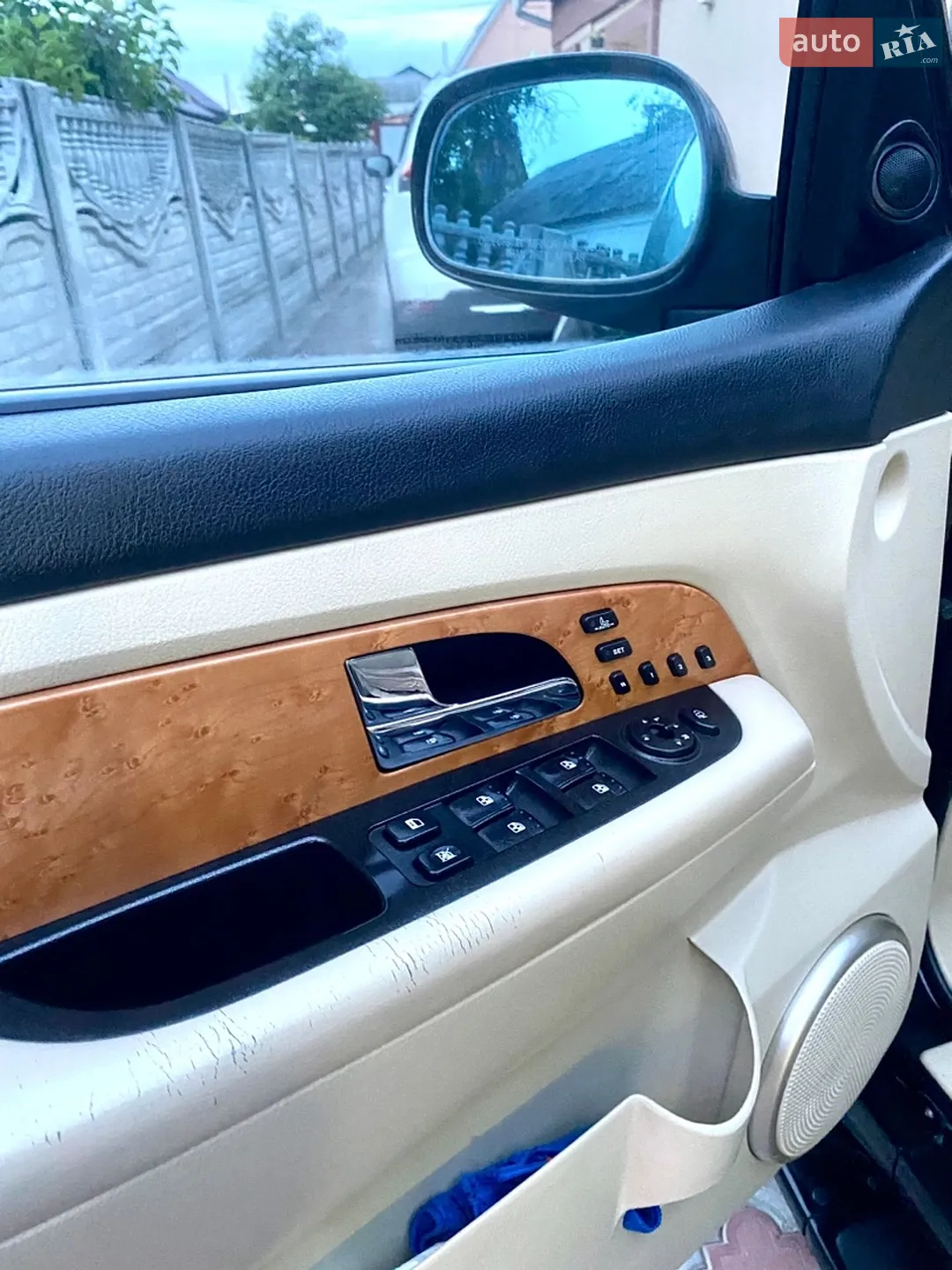 2010 SsangYong Rexton - мініатюра 12