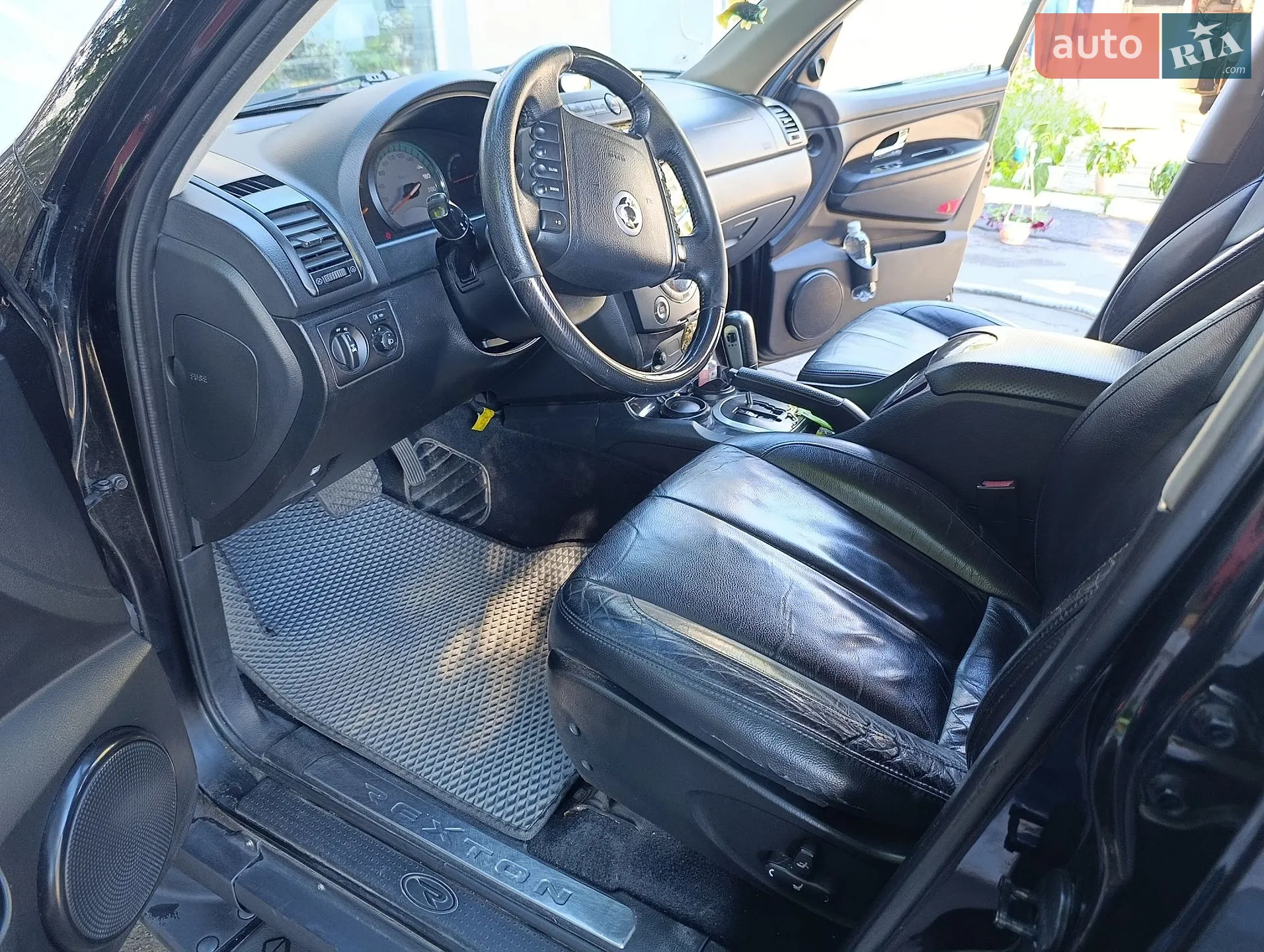 2010 SsangYong Rexton - мініатюра 9