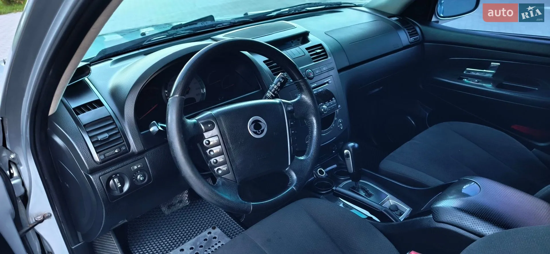 2010 SsangYong Rexton - мініатюра 20