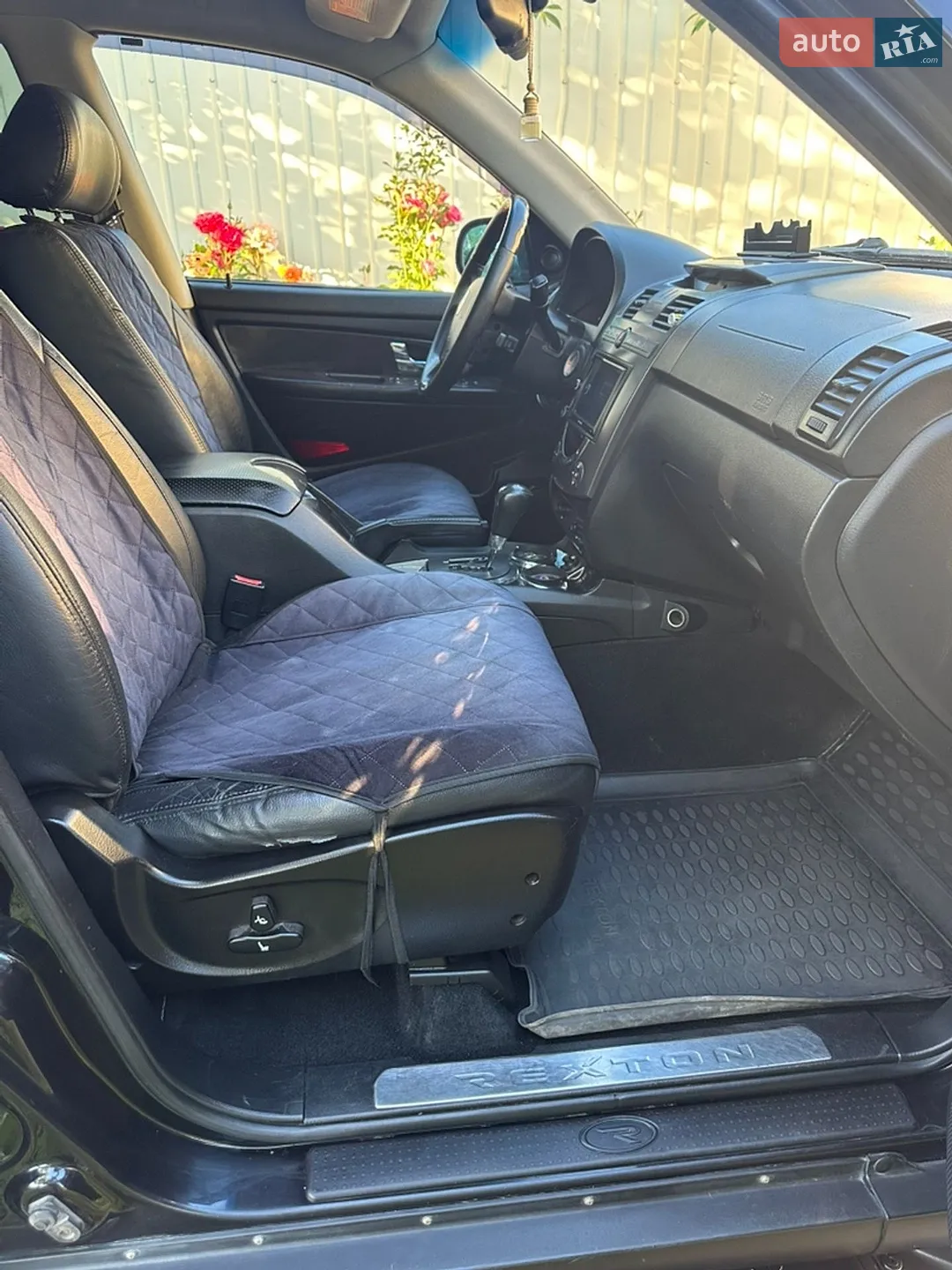 2011 SsangYong Rexton - мініатюра 20