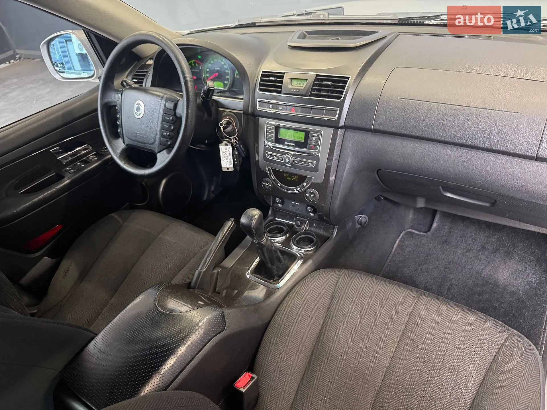 2012 SsangYong Rexton - мініатюра 25