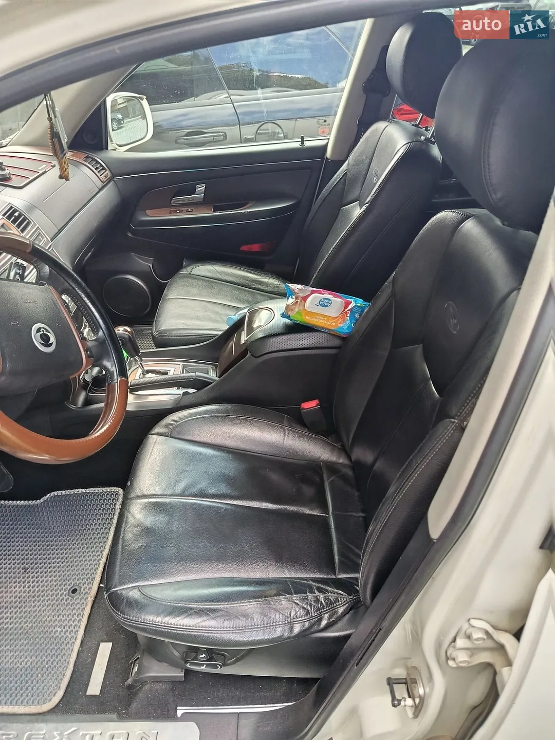 2014 SsangYong Rexton - мініатюра 12