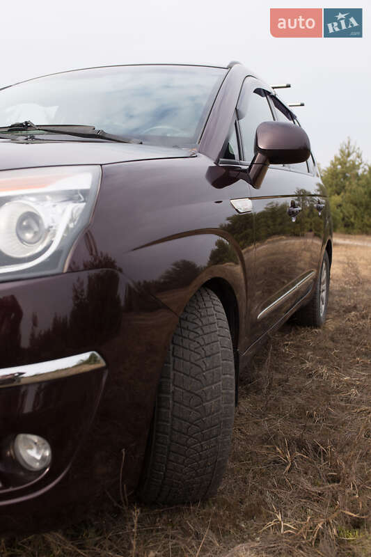 Минивэн SsangYong Rodius 2014 в Славуте фото 6 Минивэн SsangYong Rodius 2014 в Славуте