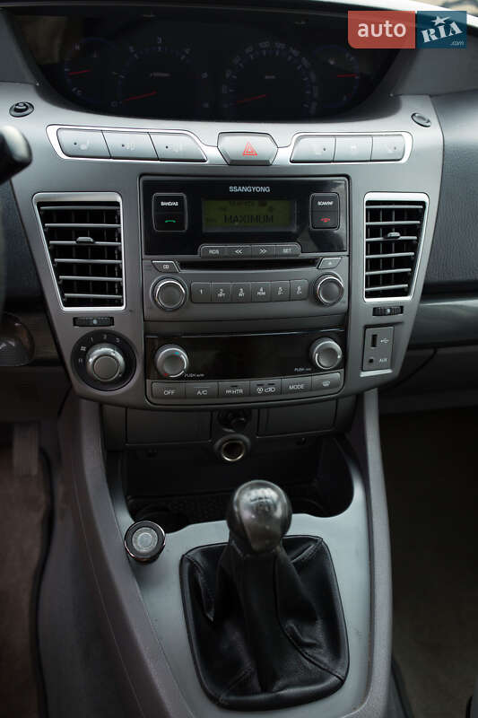 Минивэн SsangYong Rodius 2014 в Славуте фото 15 Минивэн SsangYong Rodius 2014 в Славуте