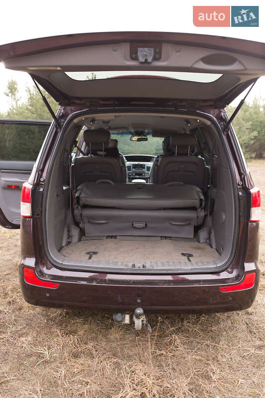 Минивэн SsangYong Rodius 2014 в Славуте фото 18 Минивэн SsangYong Rodius 2014 в Славуте