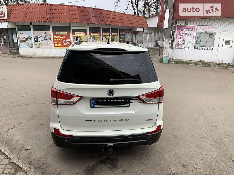 Мінівен SsangYong Rodius 2015 в Черкасах
