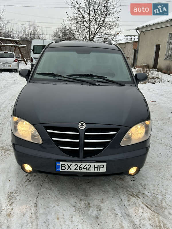 Мінівен SsangYong Rodius 2007 в Шепетівці
