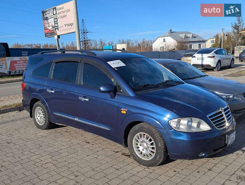 Мінівен SsangYong Rodius 2008 в Івано-Франківську